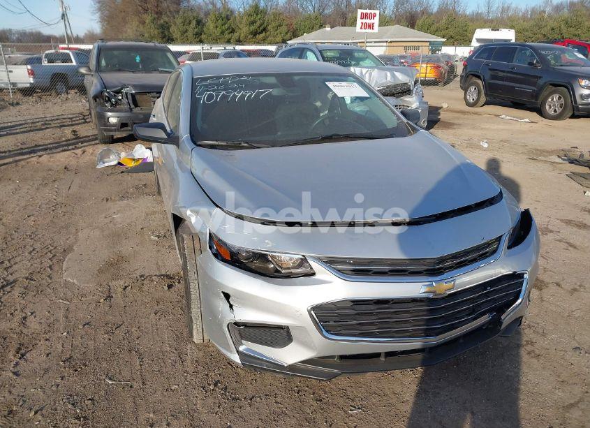 2017 Chevrolet Malibu LS (VIN 1G1ZB5ST2HF191797) main photo