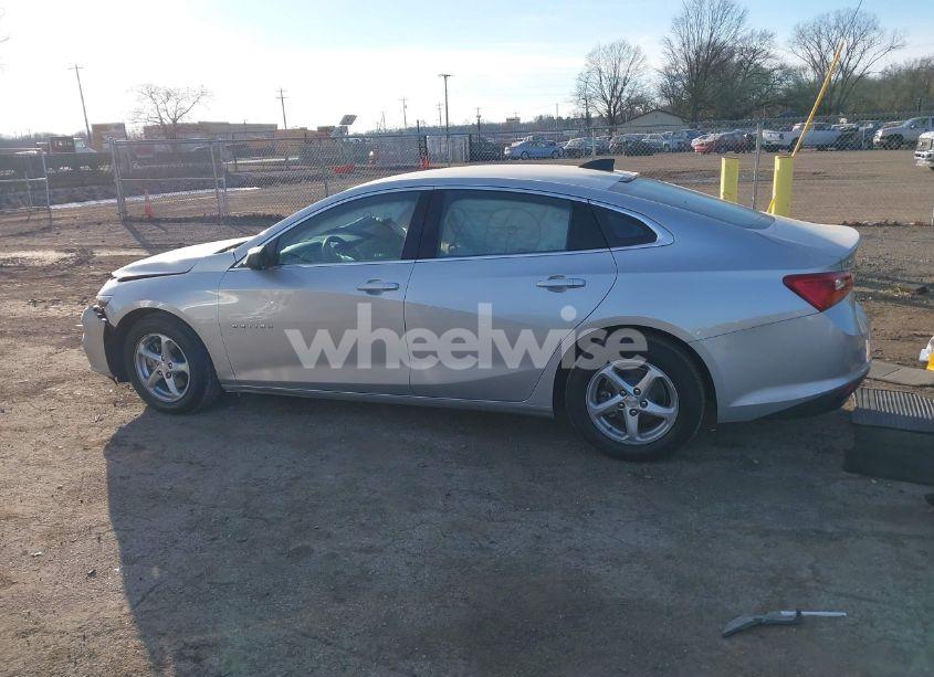 Photo 14 of 2017 Chevrolet Malibu LS (VIN 1G1ZB5ST2HF191797)