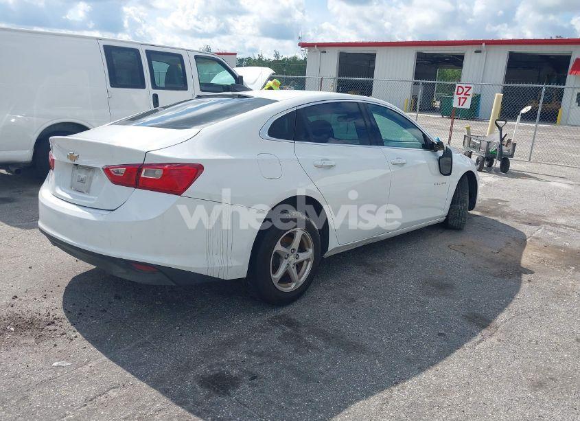 Photo 4 of 2017 Chevrolet Malibu LS (VIN 1G1ZB5ST2HF207027)