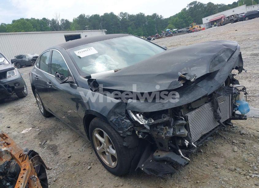 2017 Chevrolet Malibu LS (VIN 1G1ZB5ST2HF237385) main photo