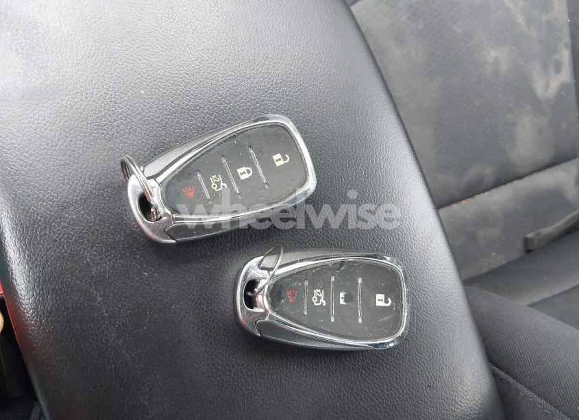 Photo 11 of 2017 Chevrolet Malibu LS (VIN 1G1ZB5ST2HF237385)