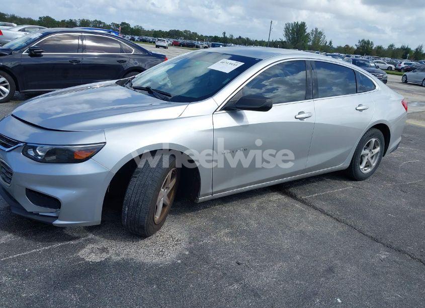 Photo 2 of 2017 Chevrolet Malibu LS (VIN 1G1ZB5ST2HF239136)