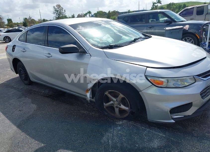 Photo 6 of 2017 Chevrolet Malibu LS (VIN 1G1ZB5ST2HF239136)