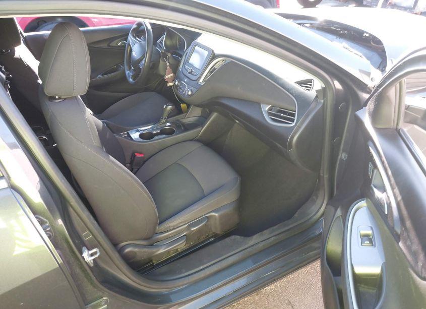 Photo 5 of 2017 Chevrolet Malibu LS (VIN 1G1ZB5ST2HF244904)