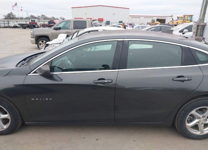 Photo 14 of 2017 Chevrolet Malibu LS (VIN 1G1ZB5ST2HF245664)