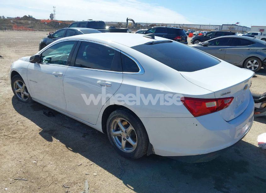 Photo 3 of 2017 Chevrolet Malibu LS (VIN 1G1ZB5ST2HF279619)