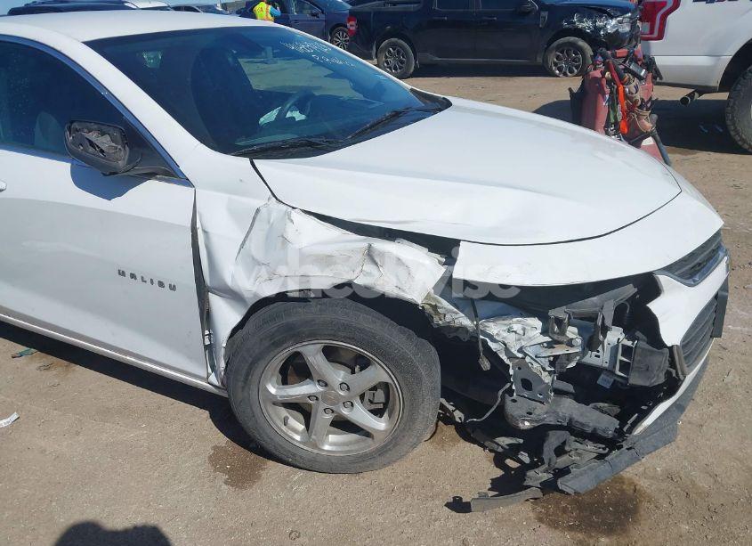 Photo 6 of 2017 Chevrolet Malibu LS (VIN 1G1ZB5ST2HF279619)