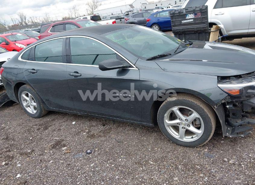 Photo 14 of 2018 Chevrolet Malibu 1LS (VIN 1G1ZB5ST2JF117091)