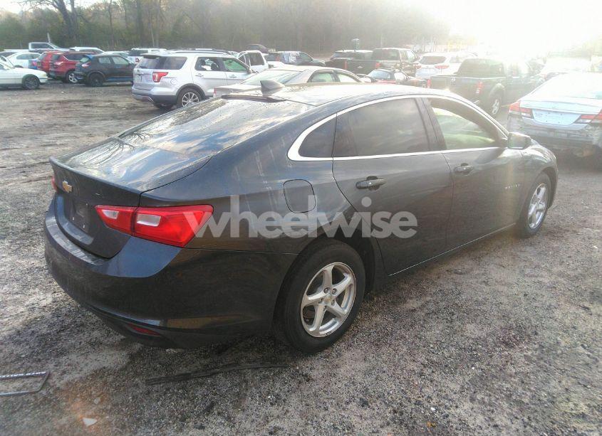Photo 4 of 2018 Chevrolet Malibu 1LS (VIN 1G1ZB5ST2JF162628)