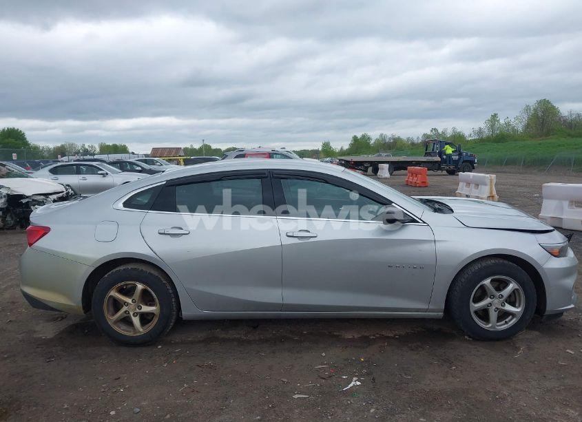 Photo 13 of 2018 Chevrolet Malibu 1LS (VIN 1G1ZB5ST2JF177548)