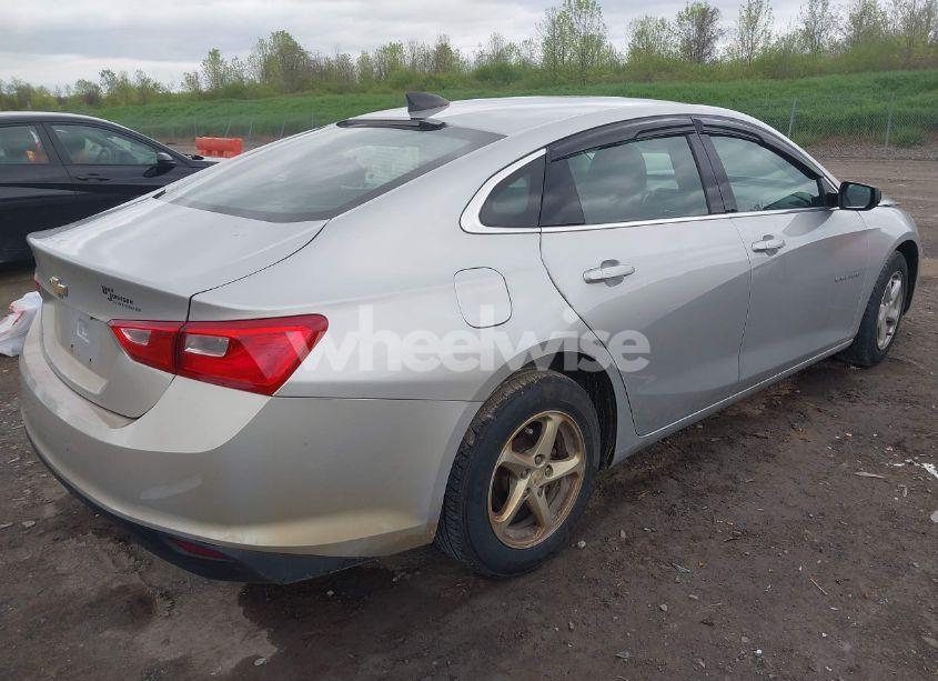 Photo 4 of 2018 Chevrolet Malibu 1LS (VIN 1G1ZB5ST2JF177548)