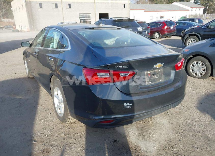 Photo 3 of 2018 Chevrolet Malibu 1LS (VIN 1G1ZB5ST2JF214100)
