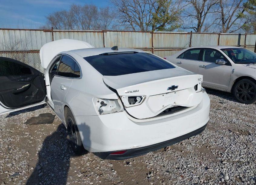 Photo 3 of 2018 Chevrolet Malibu 1LS (VIN 1G1ZB5ST2JF220527)