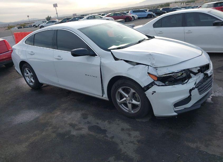 2018 Chevrolet Malibu 1LS (VIN 1G1ZB5ST2JF272949) main photo