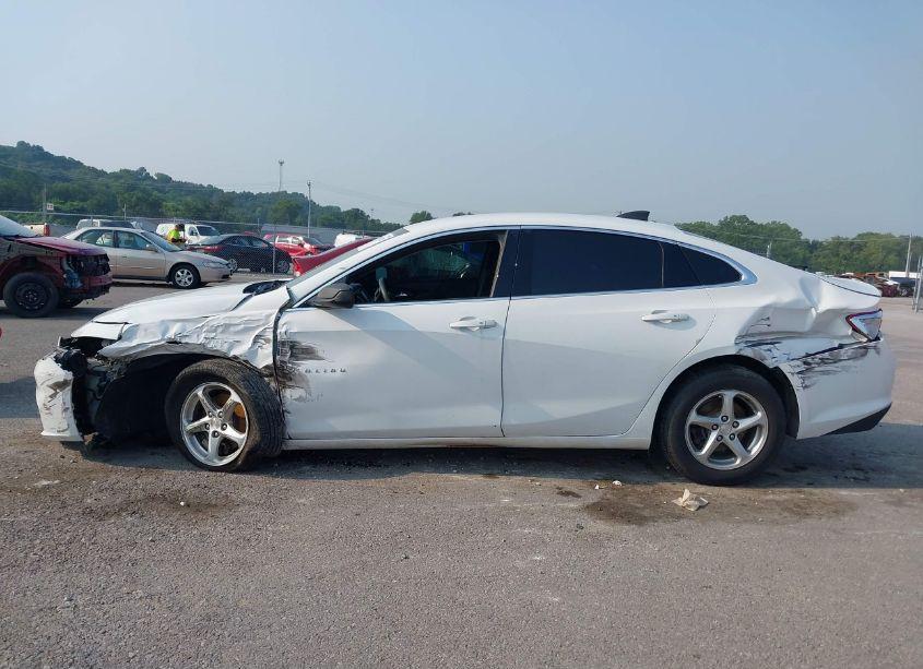 Photo 13 of 2018 Chevrolet Malibu 1LS (VIN 1G1ZB5ST2JF291517)
