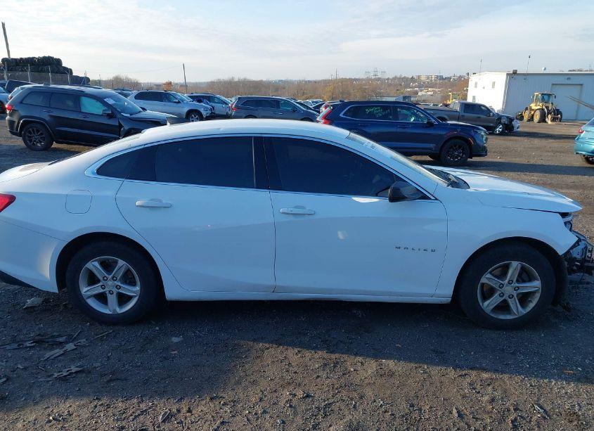 Photo 13 of 2019 Chevrolet Malibu 1LS (VIN 1G1ZB5ST2KF125452)