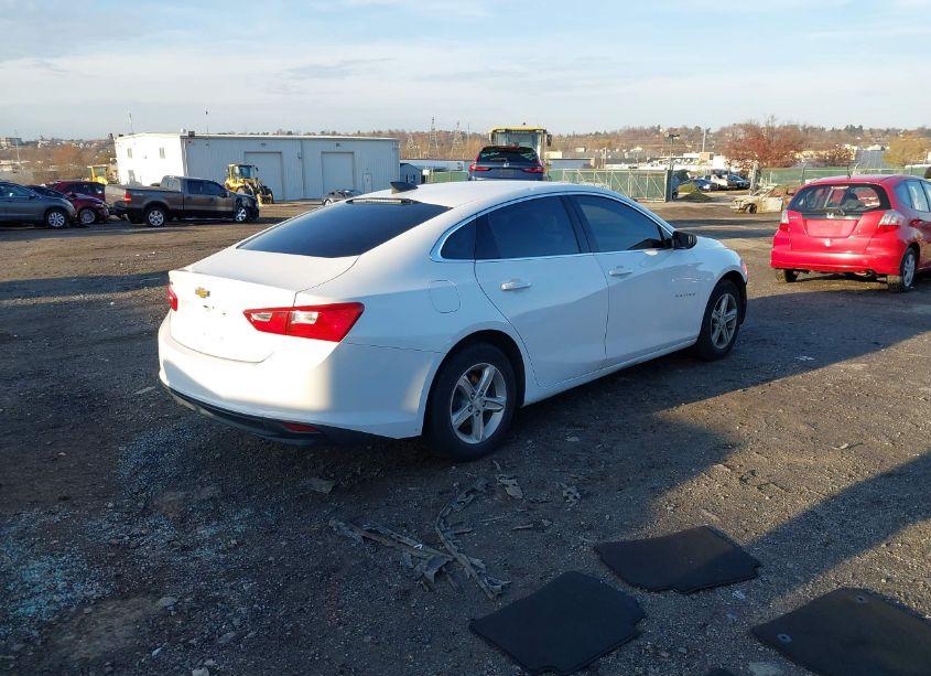Photo 4 of 2019 Chevrolet Malibu 1LS (VIN 1G1ZB5ST2KF125452)