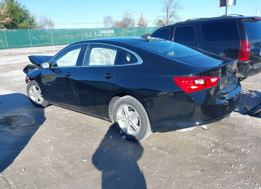Photo 3 of 2019 Chevrolet Malibu 1LS (VIN 1G1ZB5ST2KF224871)