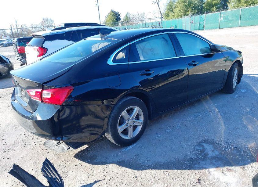 Photo 4 of 2019 Chevrolet Malibu 1LS (VIN 1G1ZB5ST2KF224871)