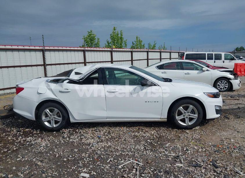 Photo 13 of 2020 Chevrolet Malibu FWD LS (VIN 1G1ZB5ST2LF039012)