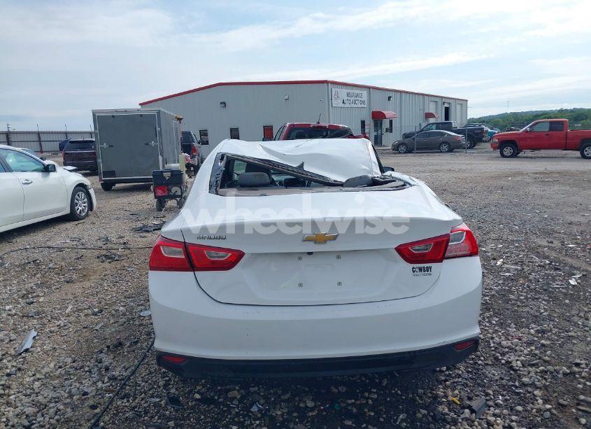 Photo 16 of 2020 Chevrolet Malibu FWD LS (VIN 1G1ZB5ST2LF039012)