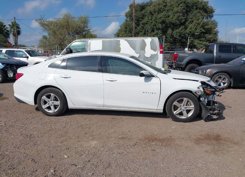 Photo 14 of 2021 Chevrolet Malibu FWD LS (VIN 1G1ZB5ST2MF043899)