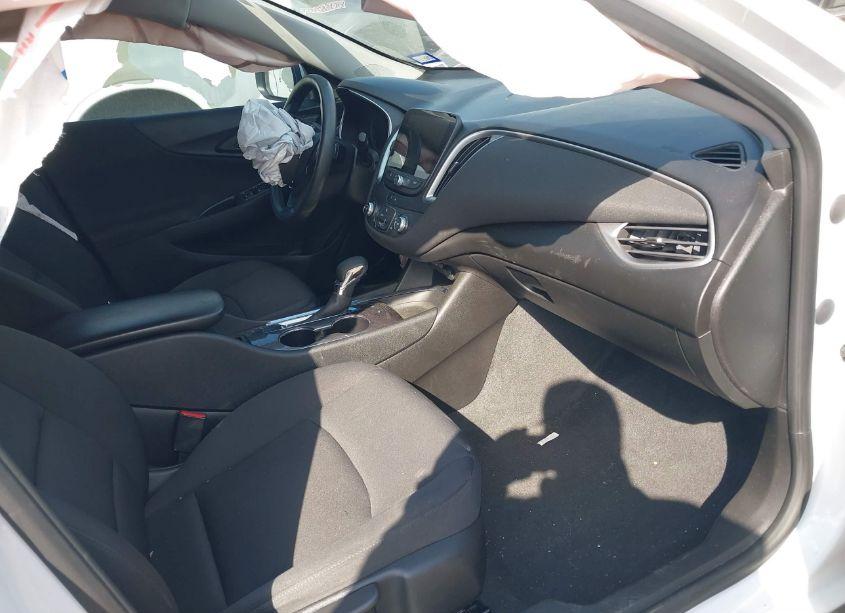 Photo 5 of 2021 Chevrolet Malibu FWD LS (VIN 1G1ZB5ST2MF043899)