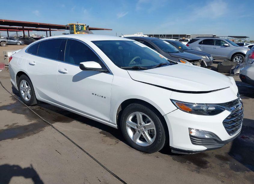 2021 Chevrolet Malibu FWD LS (VIN 1G1ZB5ST2MF089281) main photo
