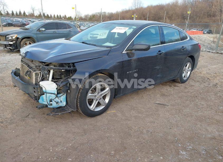 Photo 2 of 2022 Chevrolet Malibu FWD LS (VIN 1G1ZB5ST2NF144278)