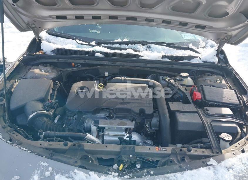 Photo 10 of 2022 Chevrolet Malibu FWD LS (VIN 1G1ZB5ST2NF198938)