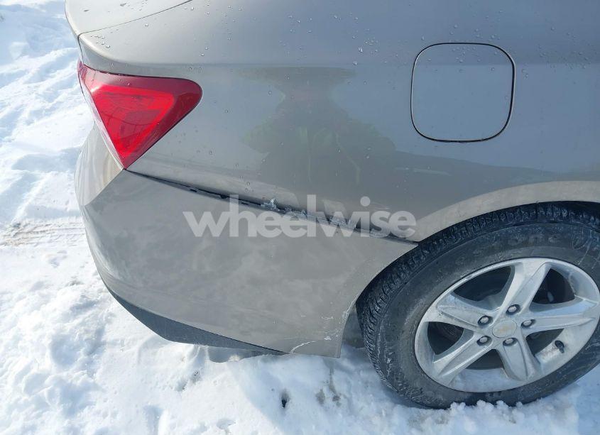 Photo 18 of 2022 Chevrolet Malibu FWD LS (VIN 1G1ZB5ST2NF198938)