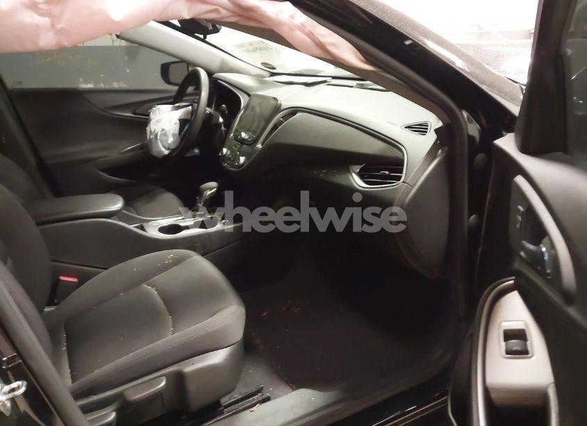 Photo 5 of 2022 Chevrolet Malibu FWD LS (VIN 1G1ZB5ST2NF208397)