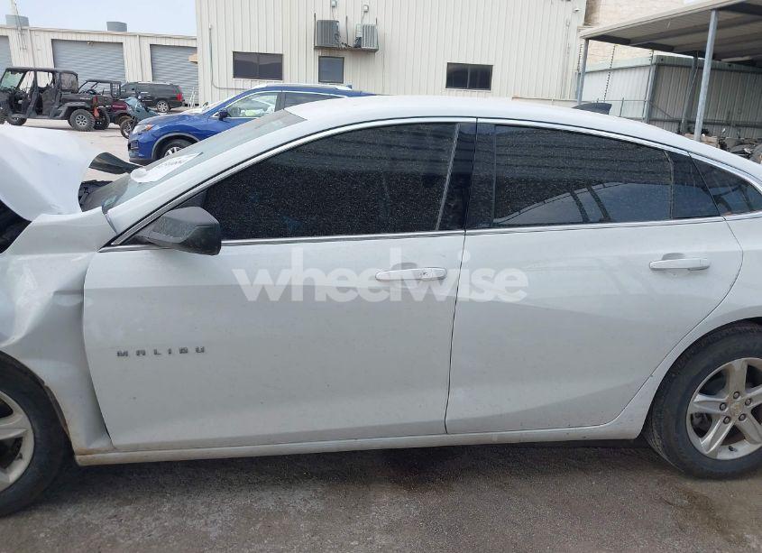 Photo 15 of 2023 Chevrolet Malibu FWD LS (VIN 1G1ZB5ST2PF121425)