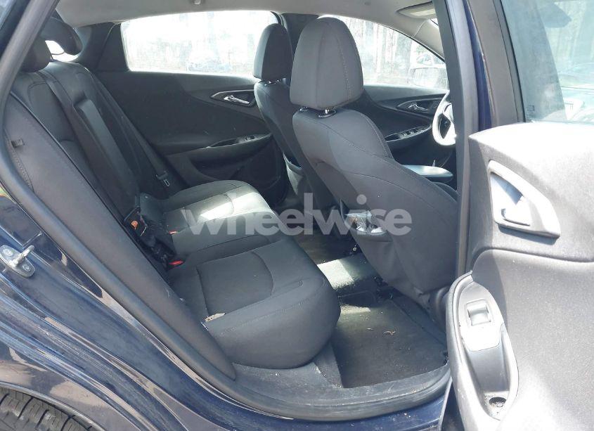 Photo 8 of 2016 Chevrolet Malibu LS (VIN 1G1ZB5ST3GF204541)