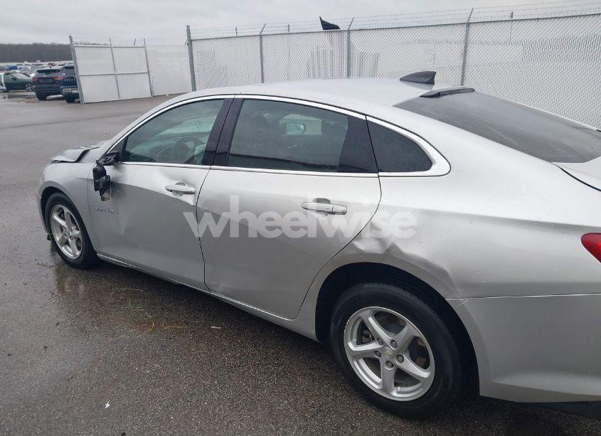 Photo 15 of 2016 Chevrolet Malibu LS (VIN 1G1ZB5ST3GF206659)