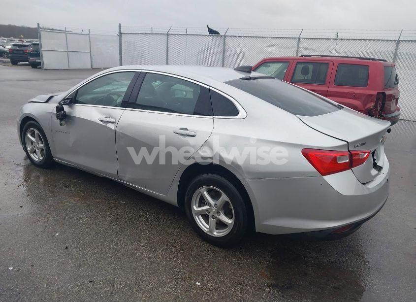 Photo 3 of 2016 Chevrolet Malibu LS (VIN 1G1ZB5ST3GF206659)