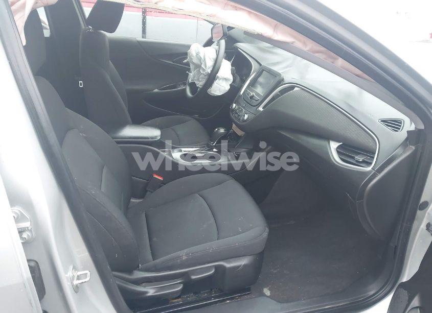 Photo 5 of 2016 Chevrolet Malibu LS (VIN 1G1ZB5ST3GF206659)