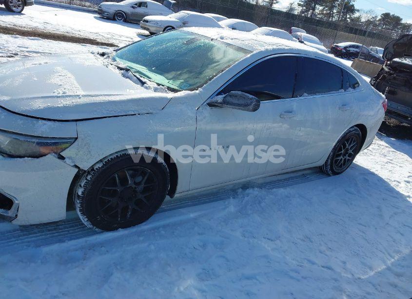 Photo 14 of 2016 Chevrolet Malibu LS (VIN 1G1ZB5ST3GF211067)