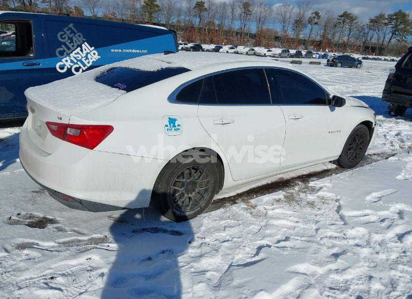 Photo 4 of 2016 Chevrolet Malibu LS (VIN 1G1ZB5ST3GF211067)