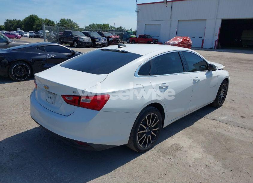 Photo 4 of 2016 Chevrolet Malibu LS (VIN 1G1ZB5ST3GF213823)