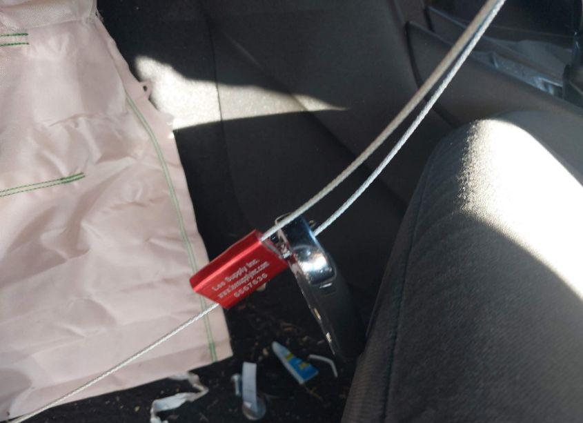 Photo 11 of 2016 Chevrolet Malibu LS (VIN 1G1ZB5ST3GF236633)