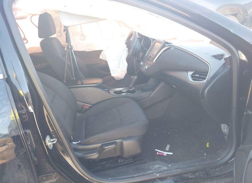 Photo 5 of 2016 Chevrolet Malibu LS (VIN 1G1ZB5ST3GF236633)