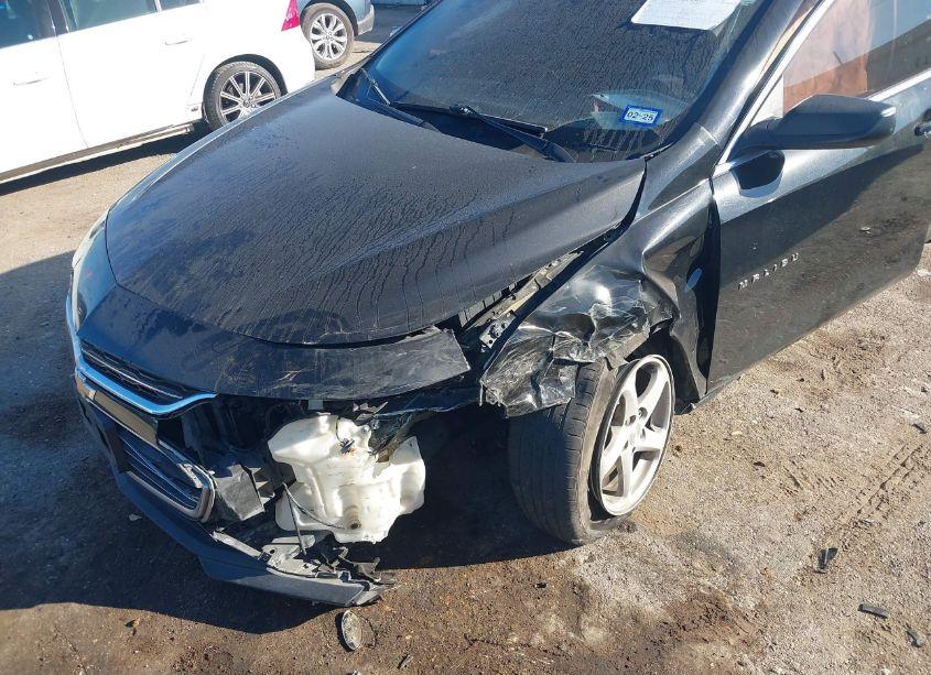 Photo 6 of 2016 Chevrolet Malibu LS (VIN 1G1ZB5ST3GF236633)
