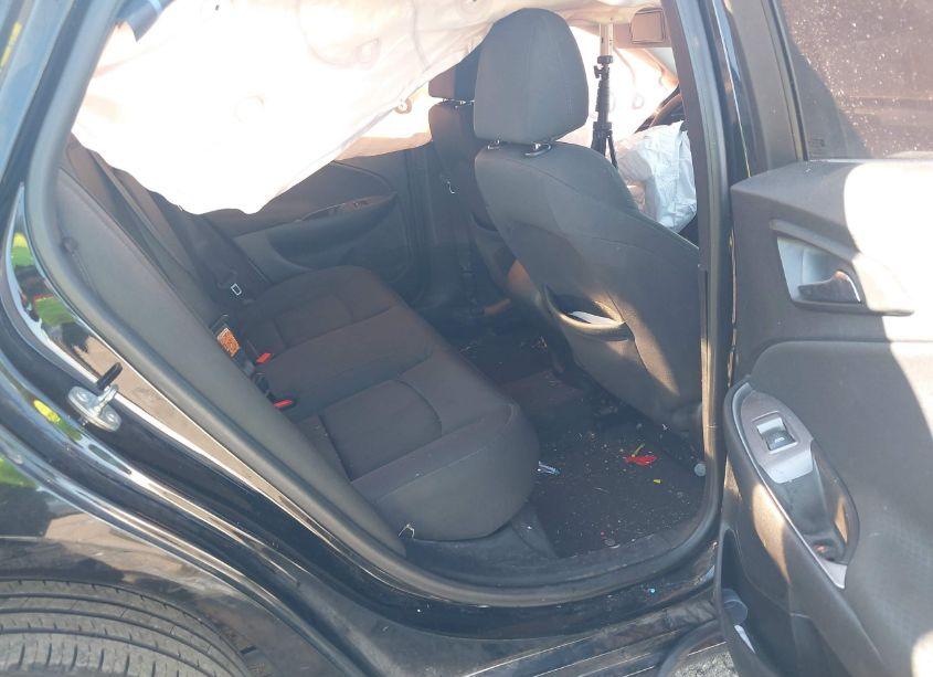 Photo 8 of 2016 Chevrolet Malibu LS (VIN 1G1ZB5ST3GF236633)