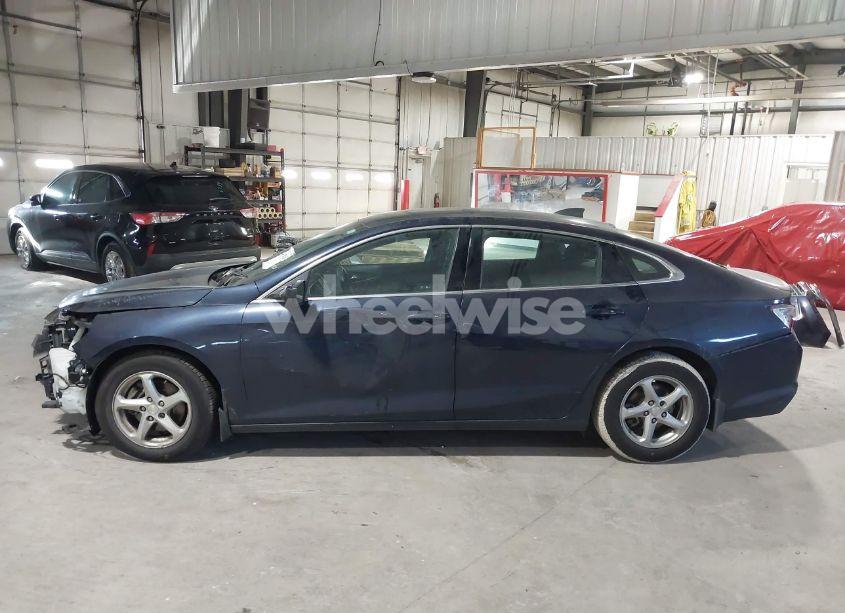 Photo 15 of 2016 Chevrolet Malibu LS (VIN 1G1ZB5ST3GF309046)