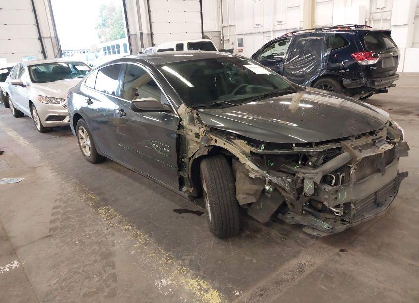 2017 Chevrolet Malibu LS (VIN 1G1ZB5ST3HF105008) main photo