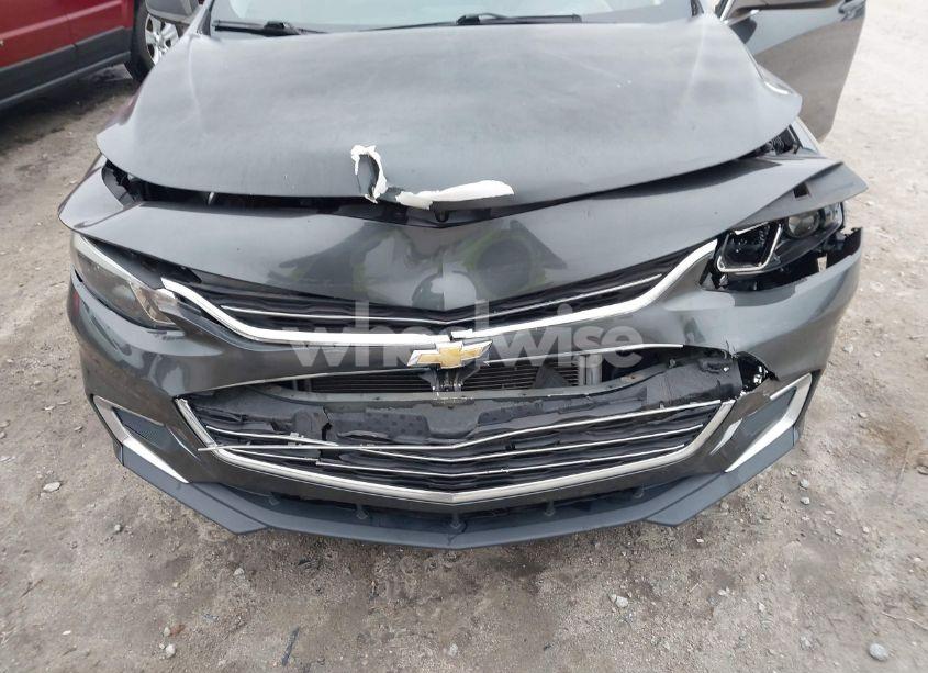 Photo 6 of 2017 Chevrolet Malibu LS (VIN 1G1ZB5ST3HF145718)