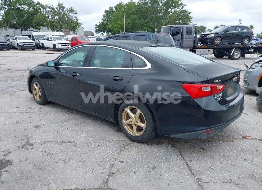 Photo 3 of 2017 Chevrolet Malibu LS (VIN 1G1ZB5ST3HF174099)