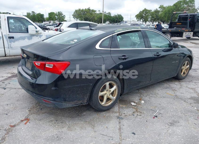 Photo 4 of 2017 Chevrolet Malibu LS (VIN 1G1ZB5ST3HF174099)