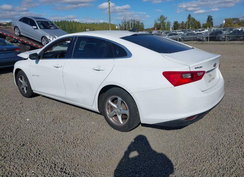 Photo 3 of 2017 Chevrolet Malibu LS (VIN 1G1ZB5ST3HF175883)